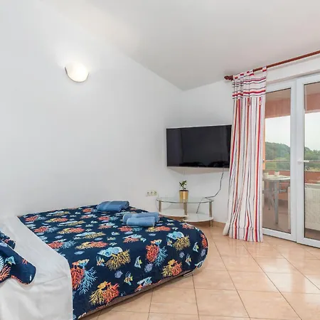 2 Bedroom Stunning In * Pula